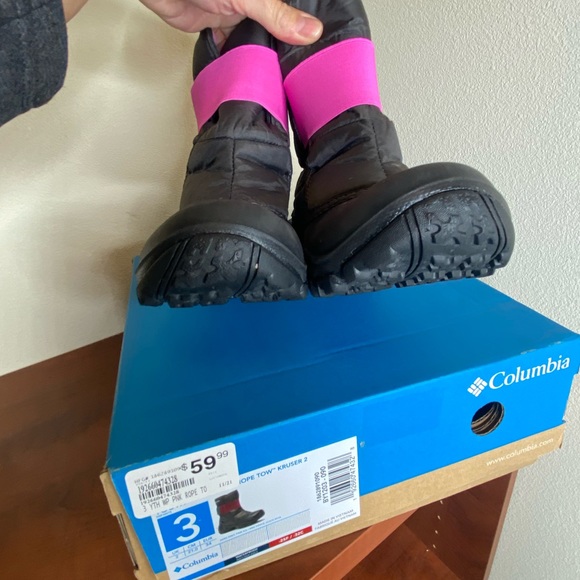 Columbia Youth Rope Tow Kruser 2 Snow Winter Boots, Size 3, Black & Pink - Picture 2 of 8